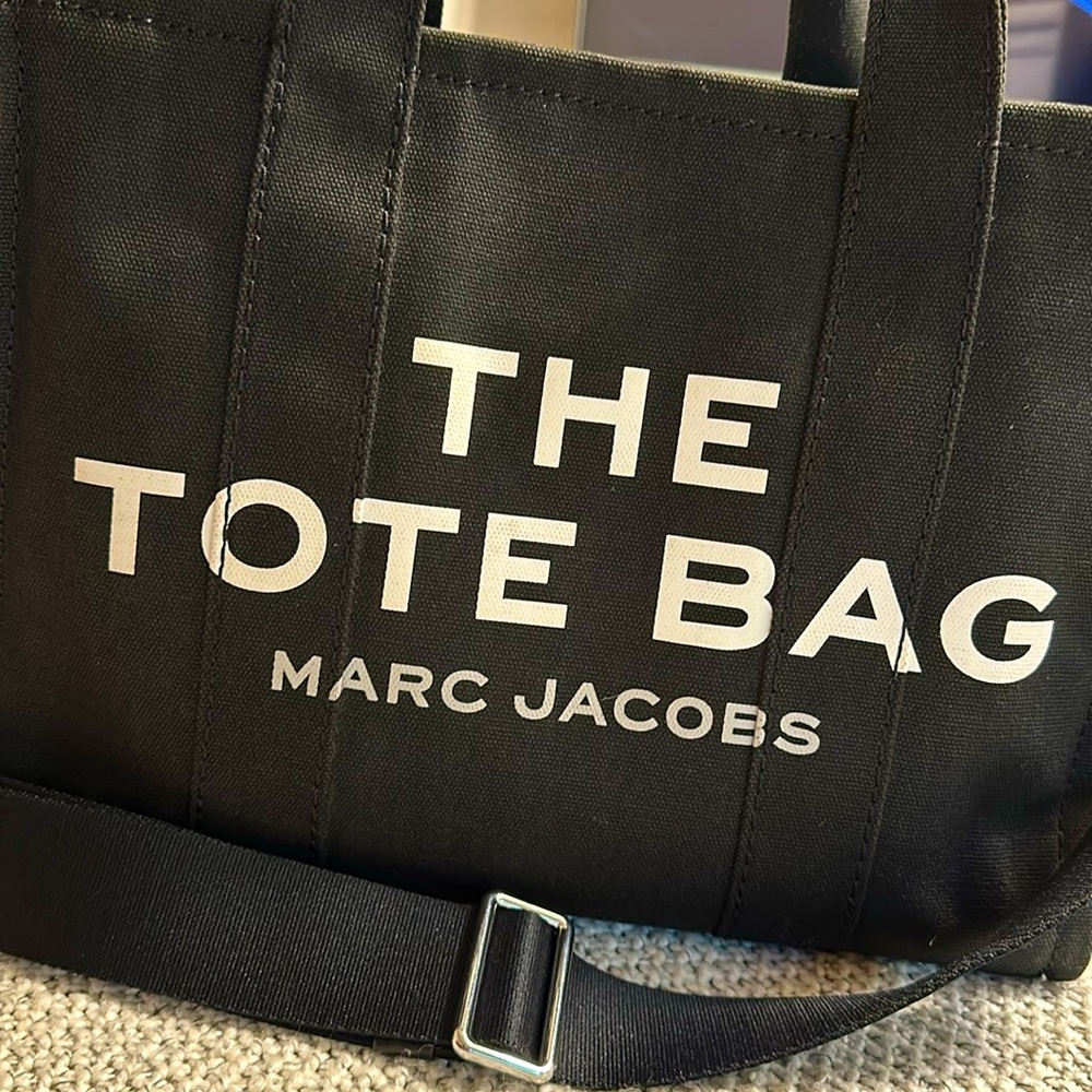 The tote bag 🖤🖤Marc Jacobs